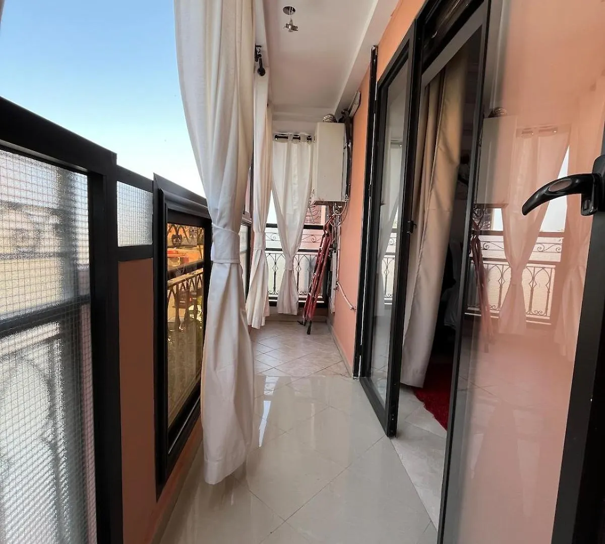 Bel Appartement Au Centre De Gueliz Marrakesh Maroc